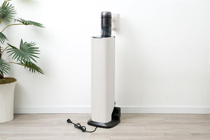 Máy hút bụi cầm tay Roborock H60 Hub Pro - Đen